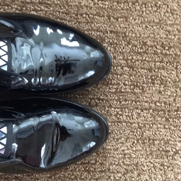 Patent Leather Platforms - Picture 9 of 9